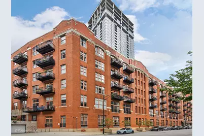 360 W Illinois Street #231, Chicago, IL 60654 - Photo 1
