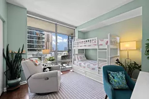 100 E 14th St, Chicago, IL 60605 - Photo 17