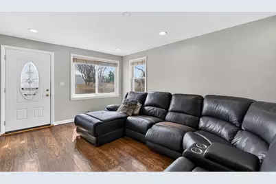 5201 Oak Street, Bellwood, IL 60104 - Photo 3