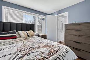 5201 Oak St, Bellwood, IL 60104 - Photo 9