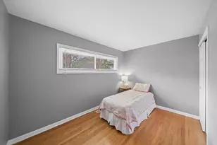 428 S Beverly St, Wheaton, IL 60187 - Photo 9