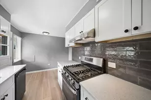 428 S Beverly St, Wheaton, IL 60187 - Photo 7