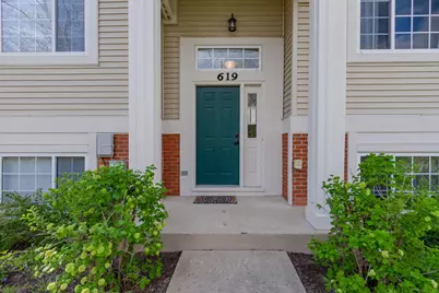619 Cary Woods Circle, Cary, IL 60013 - Photo 3