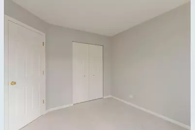 619 Cary Woods Circle, Cary, IL 60013 - Photo 17