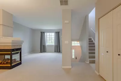 619 Cary Woods Circle, Cary, IL 60013 - Photo 5