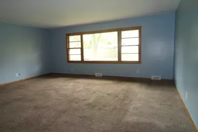 450 Michigan Avenue, Aurora, IL 60506 - Photo 3