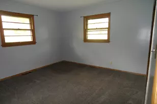 450 Michigan Ave, Aurora, IL 60506 - Photo 15