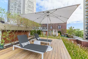 422 W Deming Pl, Chicago, IL 60614 - Photo 5