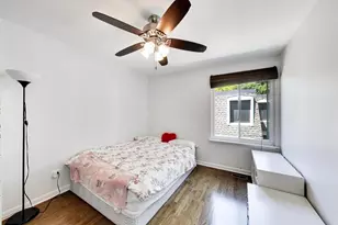 1623 W Belle Plaine Ave, Chicago, IL 60613 - Photo 23