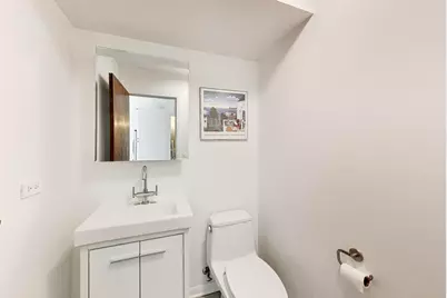 1623 W Belle Plaine Avenue, Chicago, IL 60613 - Photo 17