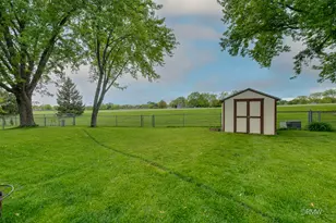 942 W Clearwater St, Roselle, IL 60172 - Photo 31
