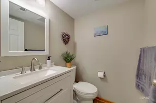 942 W Clearwater St, Roselle, IL 60172 - Photo 19