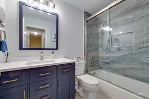 942 W Clearwater St, Roselle, IL 60172 - Photo 23