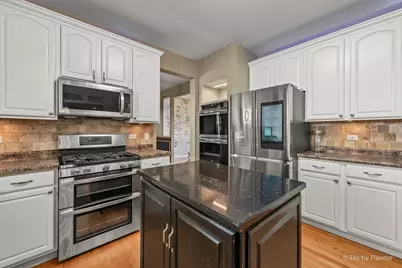2211 Hazelwood Drive, McHenry, IL 60051 - Photo 15
