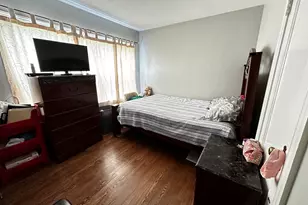 633 S Elmwood Ave, Waukegan, IL 60085 - Photo 11