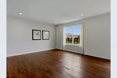 2810 Henley Lane, Naperville, IL 60540 - Photo 3