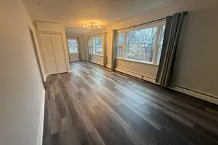 21990 W 6th St, Lake Villa, IL 60046 - Photo 9