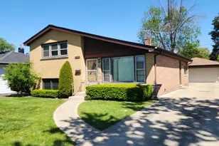 5312 Kimball Pl, Oak Lawn, IL 60453 - Photo 3