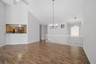 1911 N Silver Lake Rd, Arlington Heights, IL 60004 - Photo 9
