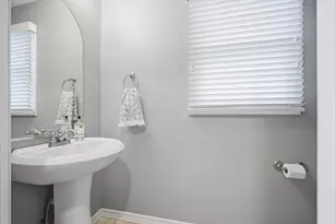 3920 Brookline Ln, Bloomington, IL 61705 - Photo 13