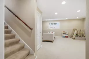 3920 Brookline Ln, Bloomington, IL 61705 - Photo 33