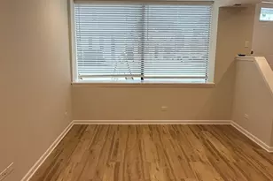5751 W Higgins Ave, Chicago, IL 60630 - Photo 5