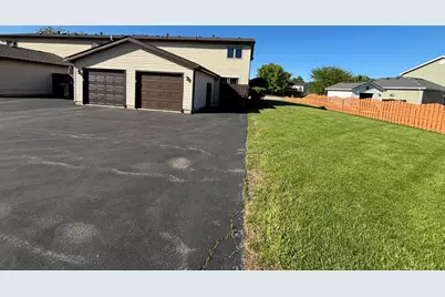 819 Sojourn Road, New Lenox, IL 60451 - Photo 17