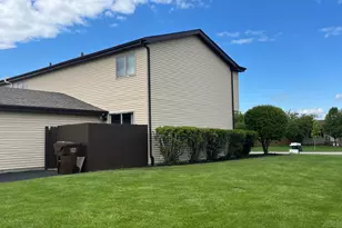 819 Sojourn Rd, New Lenox, IL 60451 - Photo 5