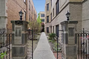 2125 W Pierce Ave, Chicago, IL 60622 - Photo 3