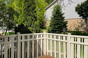 1015 Casa Dr, Schaumburg, IL 60173 - Photo 13