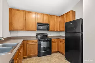 222 Bertram Dr, Yorkville, IL 60560 - Photo 9