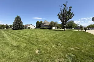 50 Mary Senica Ct, Lasalle, IL 61301 - Photo 3