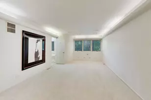 2717 Lincoln Ln, Wilmette, IL 60091 - Photo 11