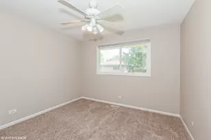 98 Quail Hollow Ct, Naperville, IL 60540 - Photo 15