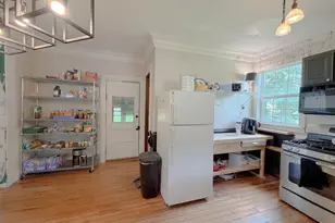 1009 W Monroe St, Bloomington, IL 61701 - Photo 9