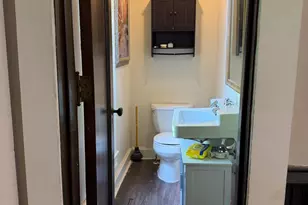 1009 W Monroe St, Bloomington, IL 61701 - Photo 37