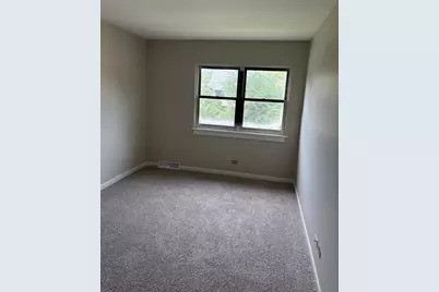 2284 Salisbury Drive, Naperville, IL 60565 - Photo 9