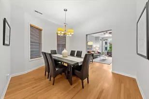 1808 W School St, Chicago, IL 60657 - Photo 5