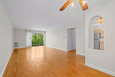 2100 Valencia Drive #308B, Northbrook, IL 60062 - Photo 5