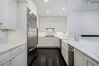 333 N Canal Street #3404, Chicago, IL 60606 - Photo 13
