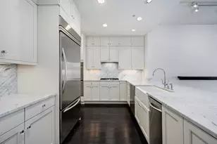 333 N Canal St, Chicago, IL 60606 - Photo 13