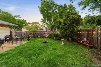 332 S Elmwood Drive, Aurora, IL 60506 - Photo 23