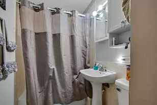 14332 Knox Ave, Midlothian, IL 60445 - Photo 7