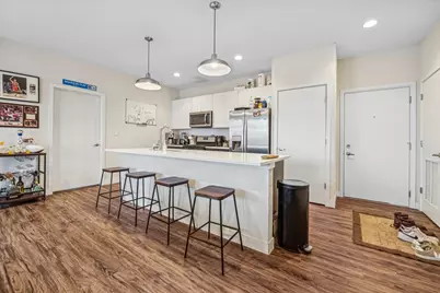 1045 W Cornelia Avenue #501, Chicago, IL 60657 - Photo 5