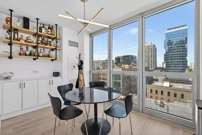 200 W Grand Avenue #806, Chicago, IL 60654 - Photo 5