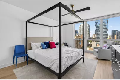 200 W Grand Avenue #806, Chicago, IL 60654 - Photo 9