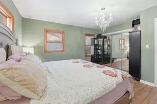 9035 Austin Ave, Morton Grove, IL 60053 - Photo 13