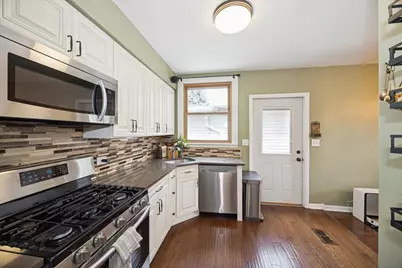 3534 Morton Avenue, Brookfield, IL 60513 - Photo 9