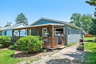 122 Barr Elms Ave, Joliet, IL 60433 - Photo 1