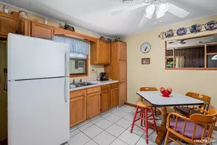 122 Barr Elms Ave, Joliet, IL 60433 - Photo 3